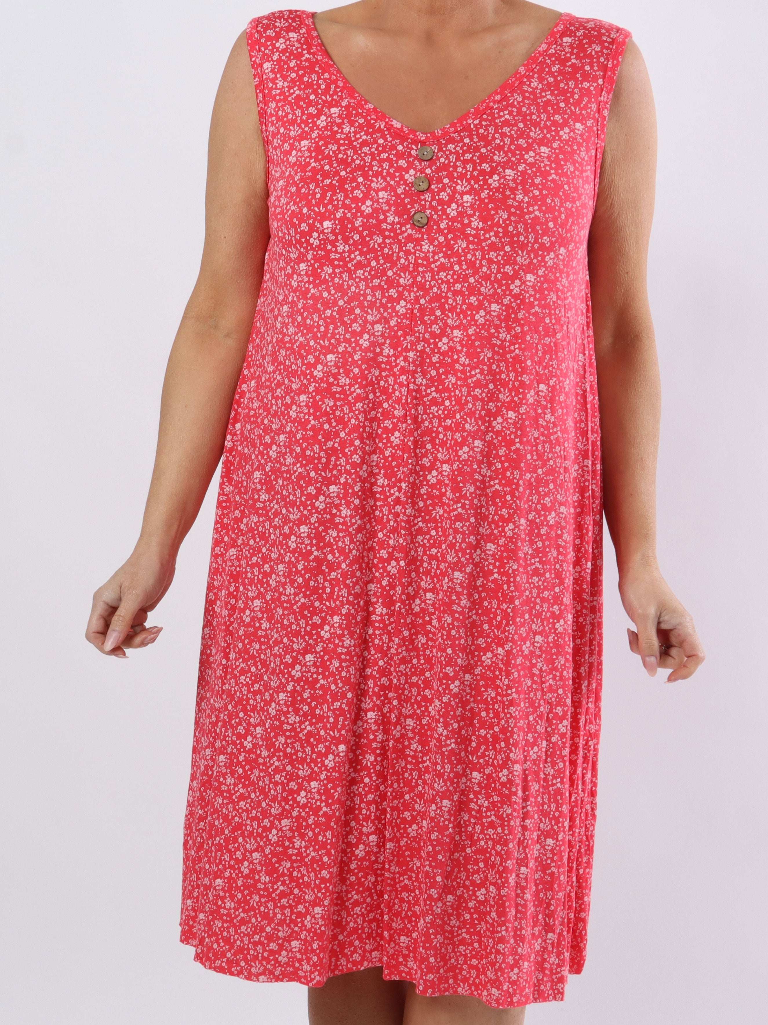 Astrid - Plus size sommerkjole i viskose med blomsterprint